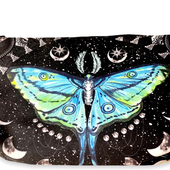 New Moth Moon Phases MakeUp Bag/Pouch moth zippered case moth… - Picture 2 of 6